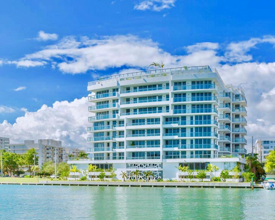 Ivory On The Bay Appartamento Miami Beach Esterno foto